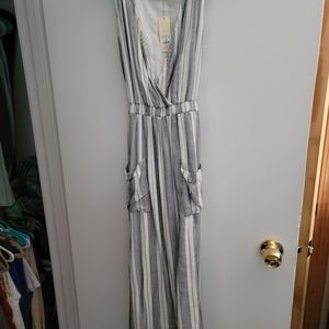 Long dress with pockets